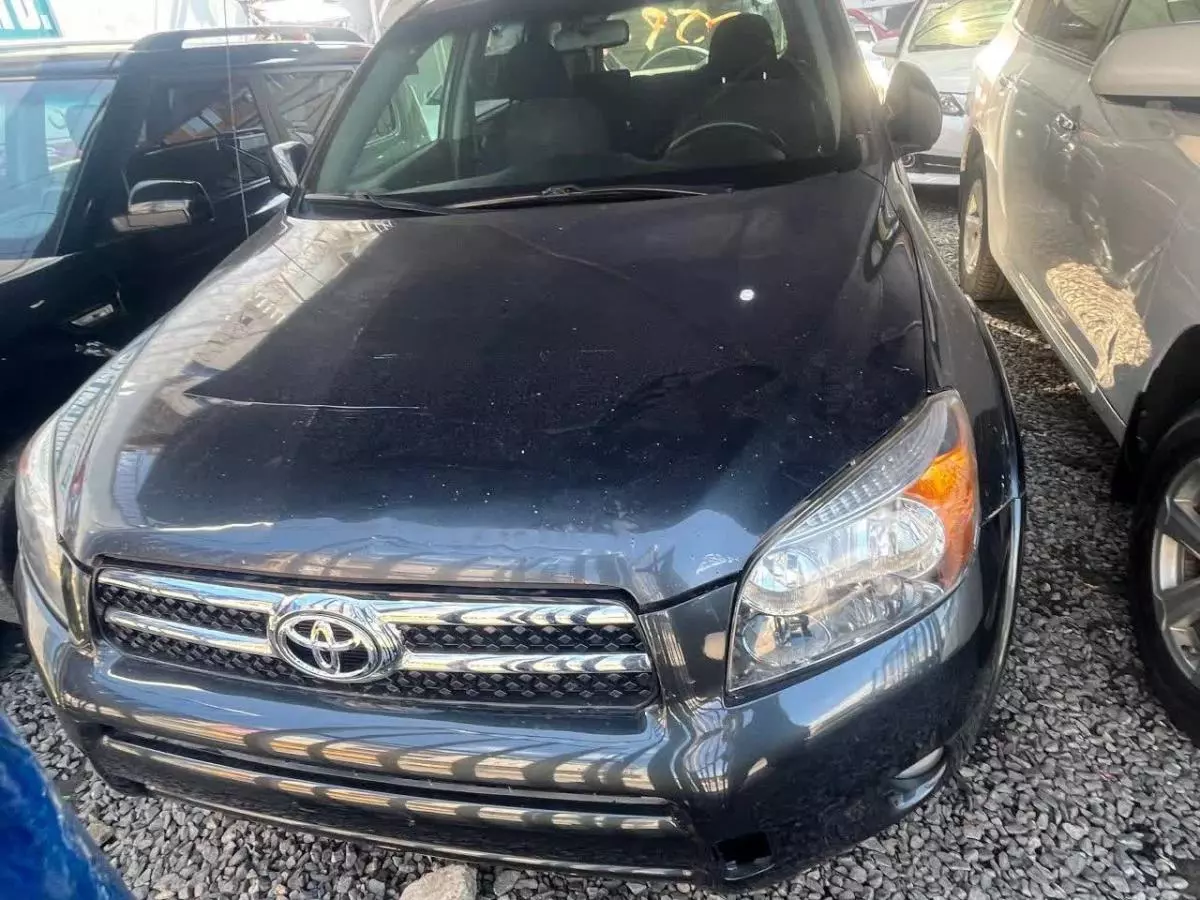 Toyota Rav4   - 2008