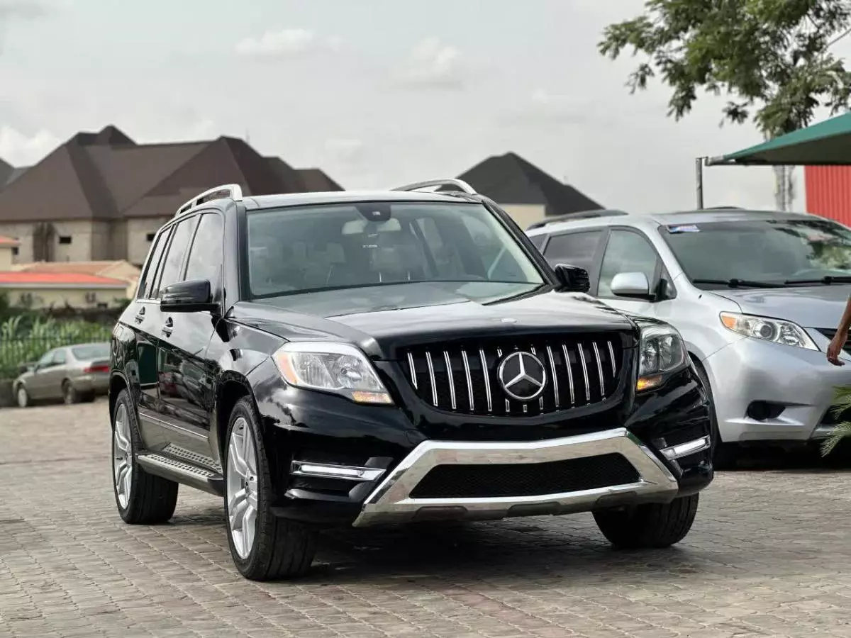 Mercedes-Benz GLK 350   - 2014