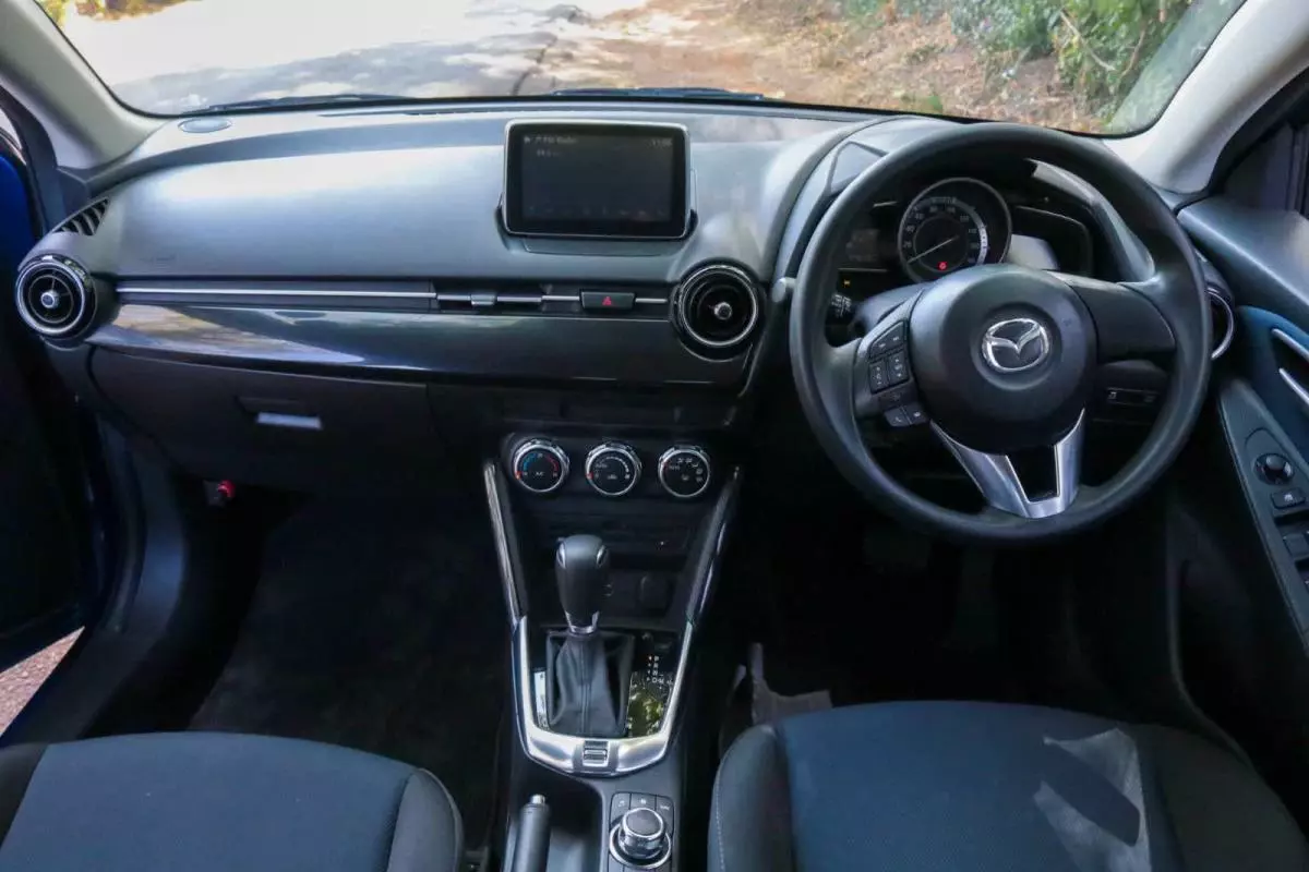 Mazda Demio - 2015