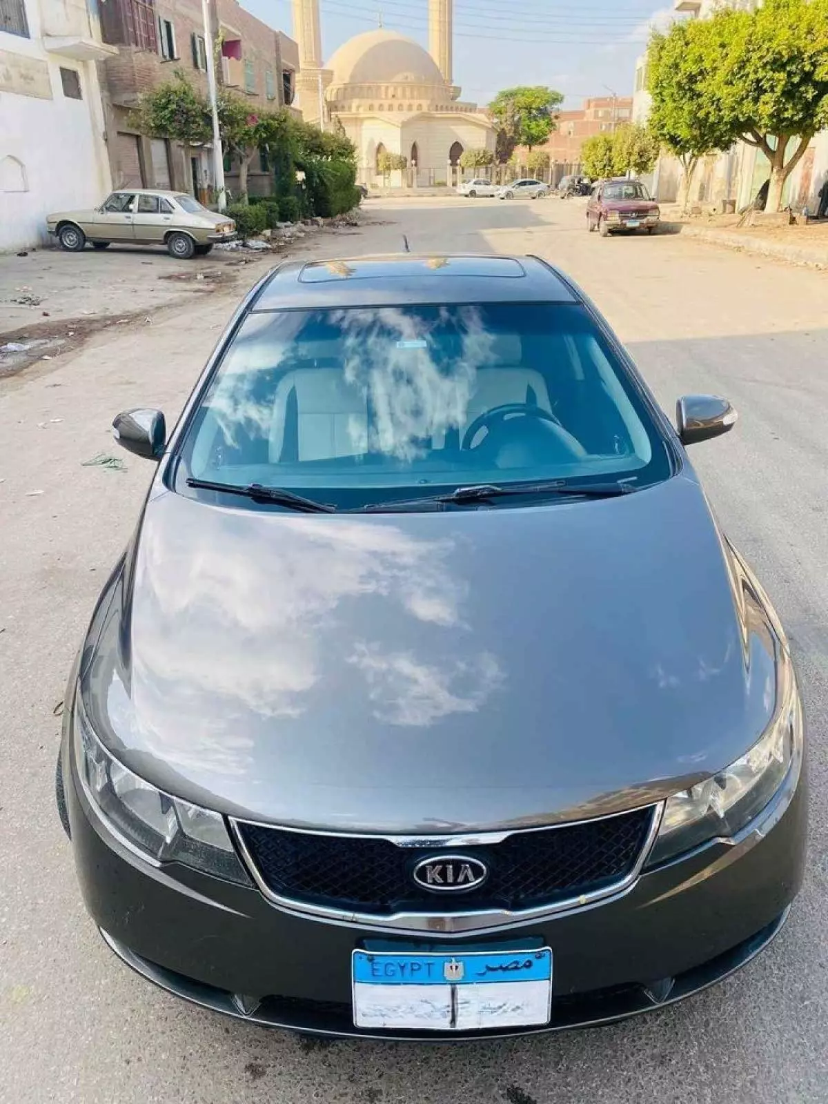 KIA cerato   - 2010