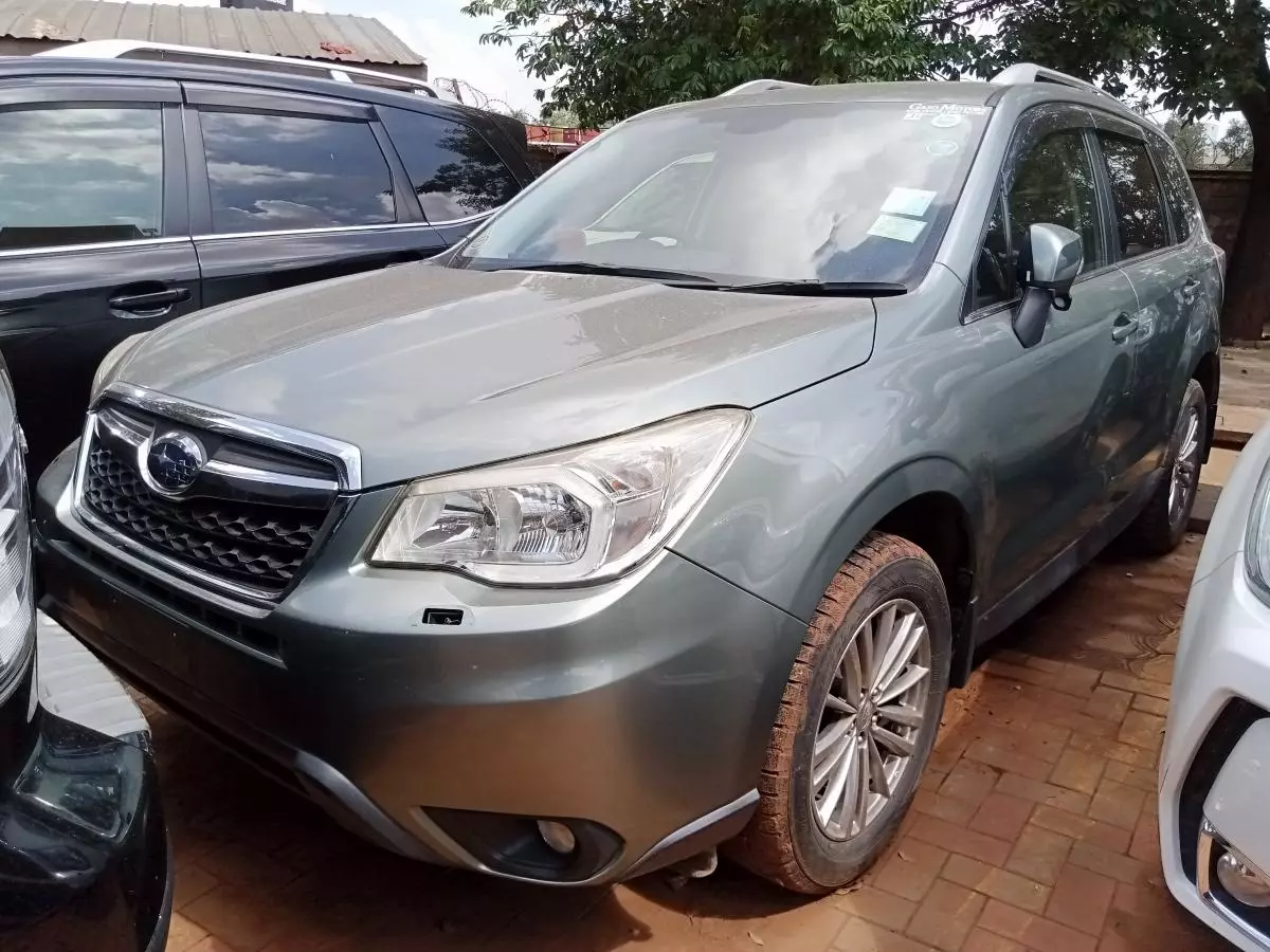 Subaru Forester   - 2015