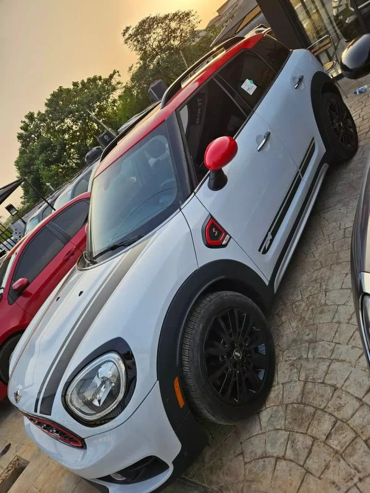 MINI Cooper Countryman   - 2018