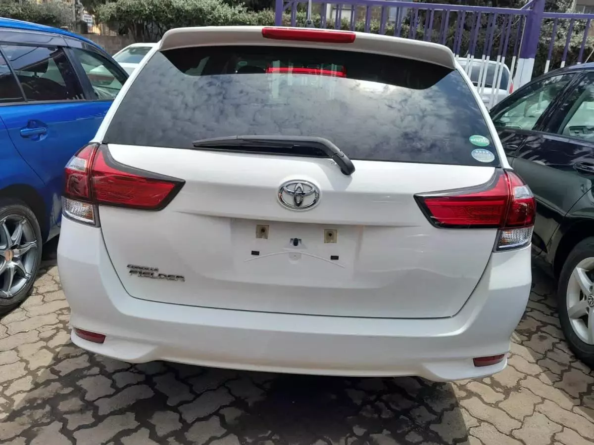 Toyota Fielder  - 2015
