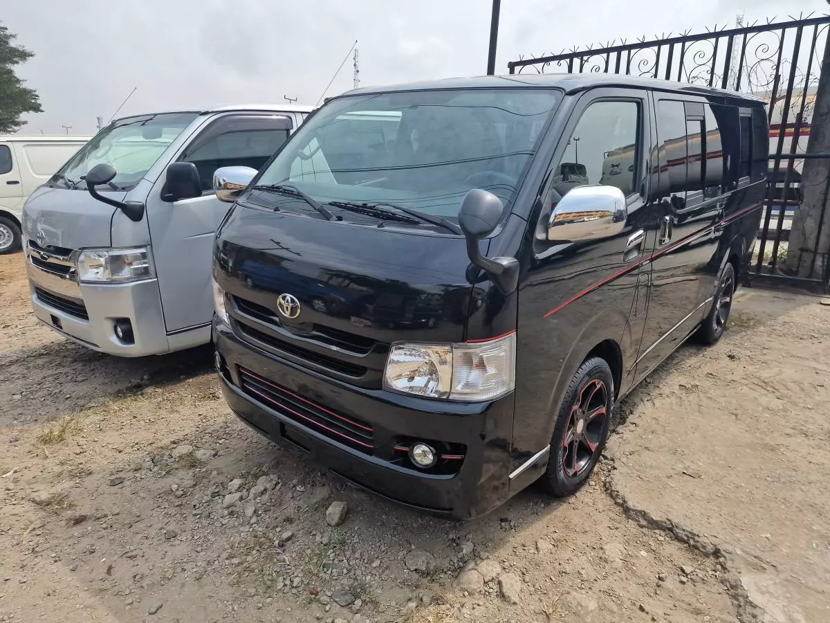 Toyota Hiace   - 2007