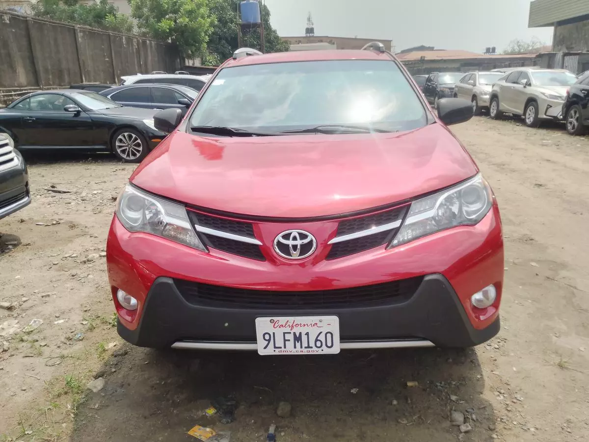 Toyota RAV 4   - 2014