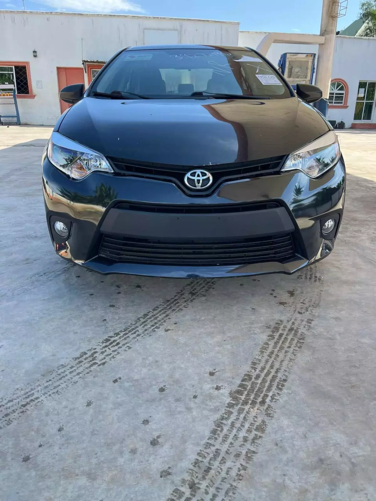 Toyota Corolla   - 2014