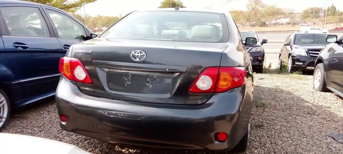 Toyota Corolla - 2010