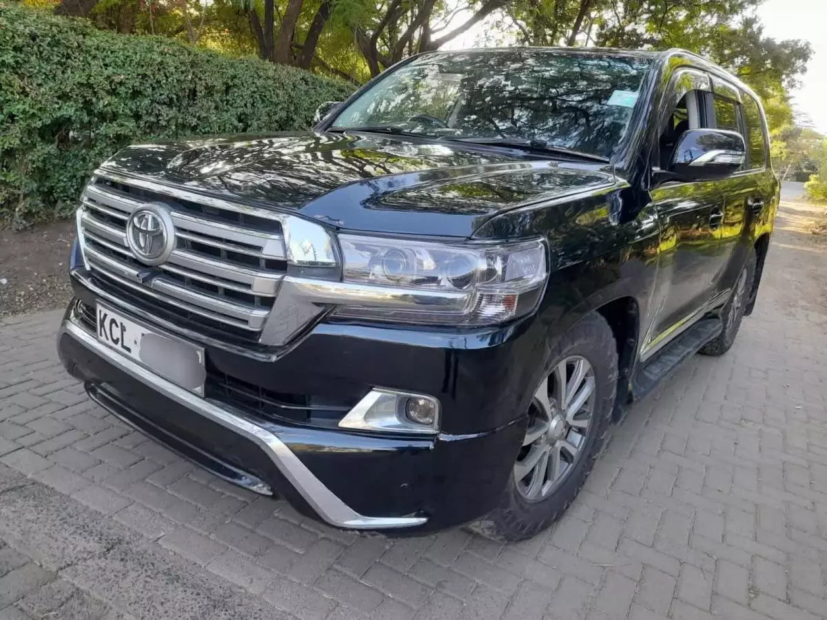 Toyota Landcruiser  V8 - 2010