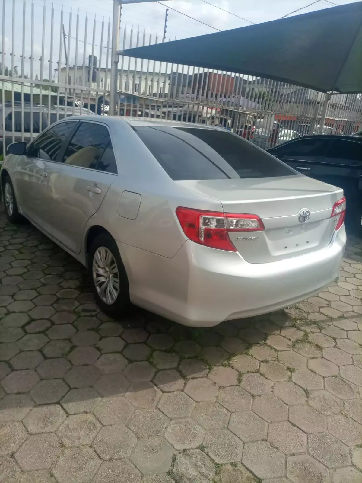 Toyota Camry   - 2012