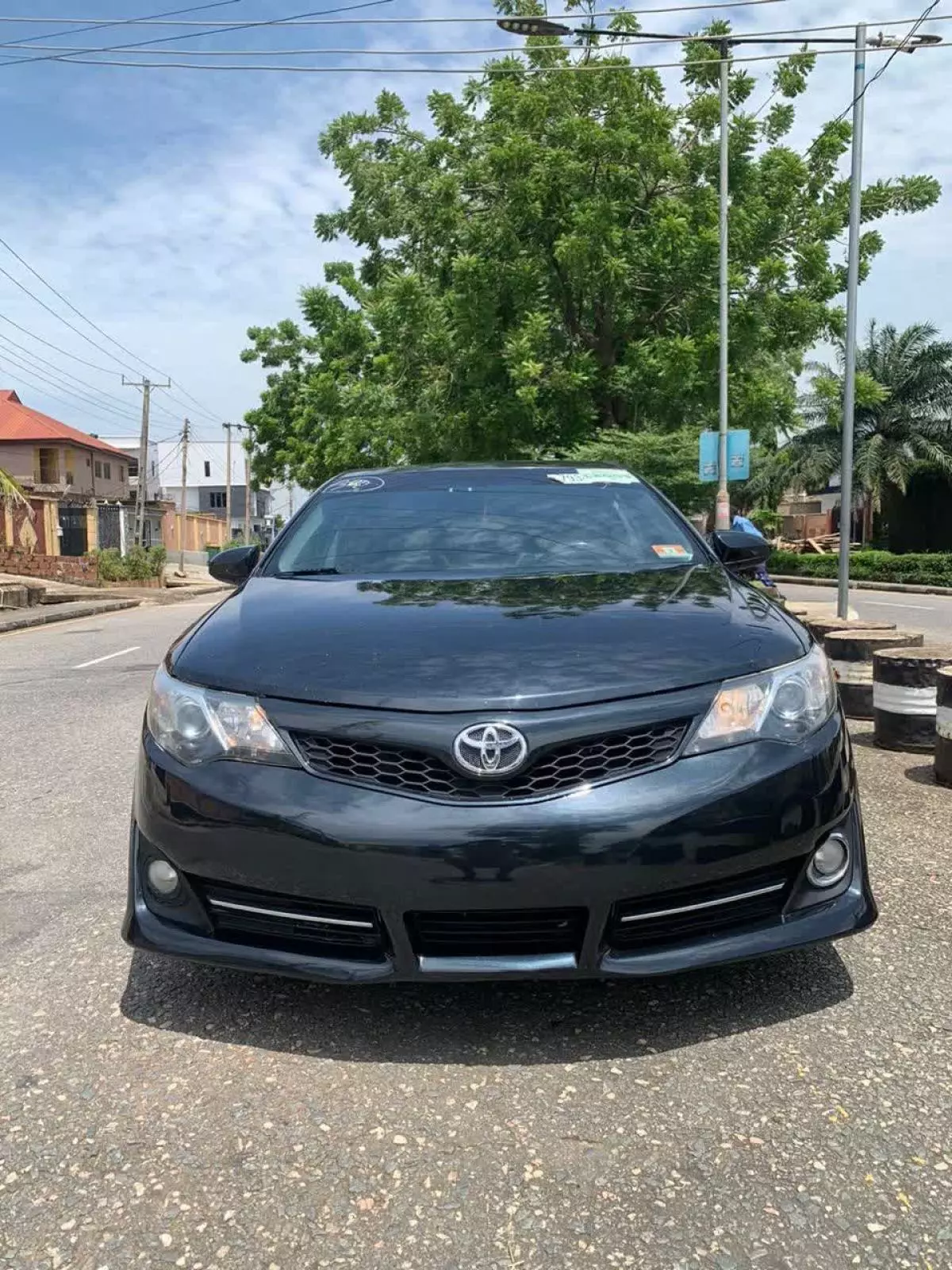 Toyota Camry   - 2013