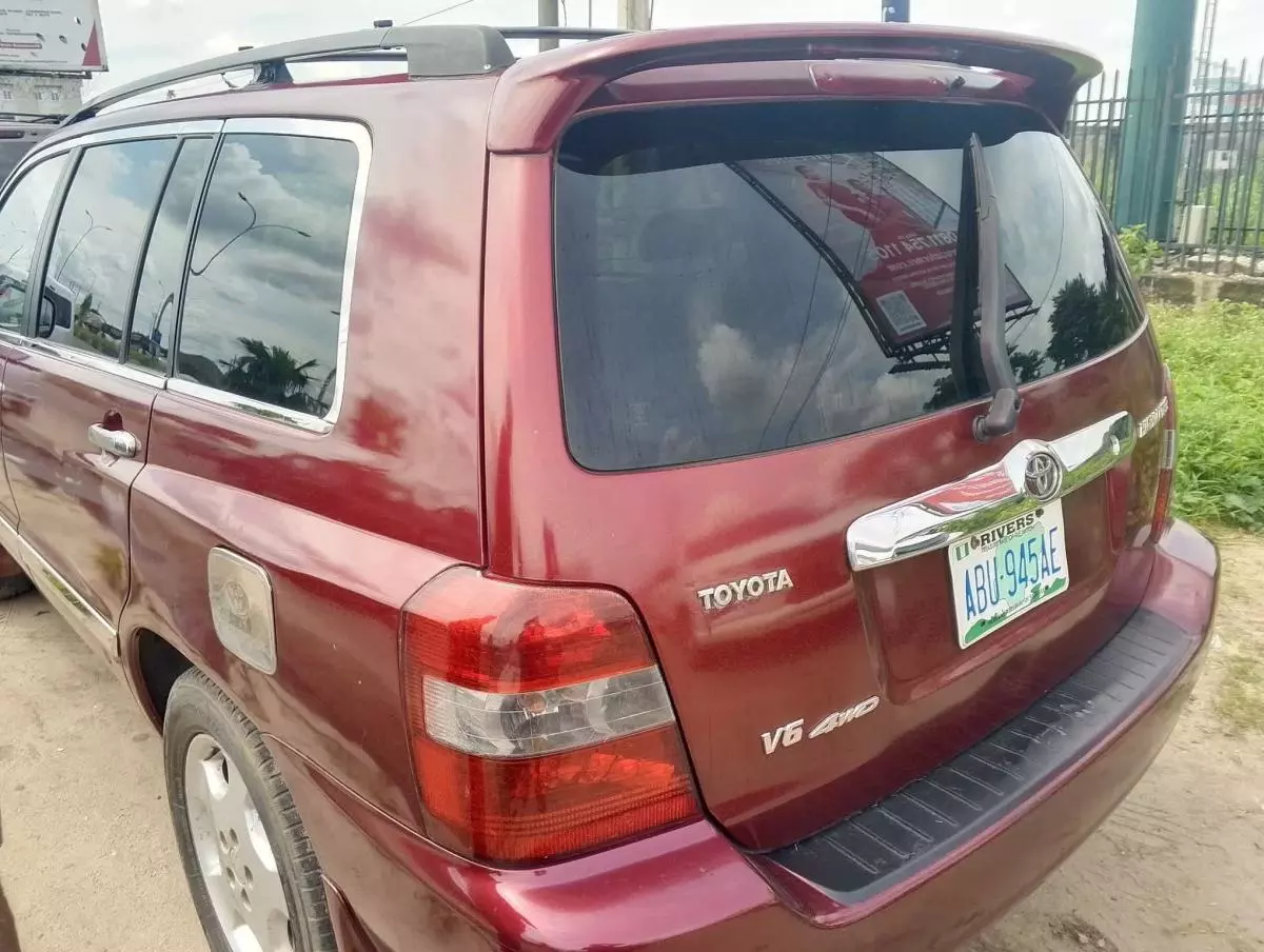 Toyota Highlander   - 2004