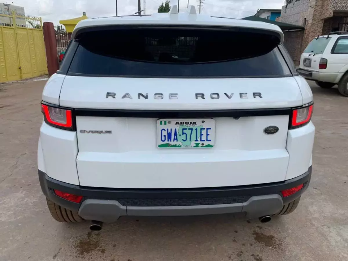 Land Rover Range Rover Evoque   - 2016