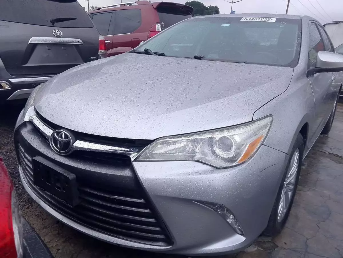 Toyota Camry   - 2015