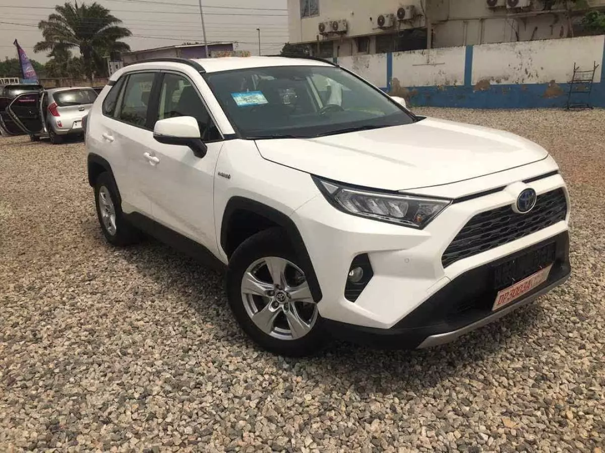 Toyota RAV 4   - 2020