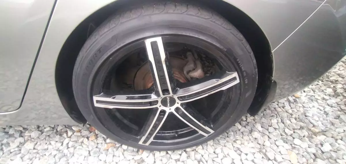 Hyundai Elantra - 2012