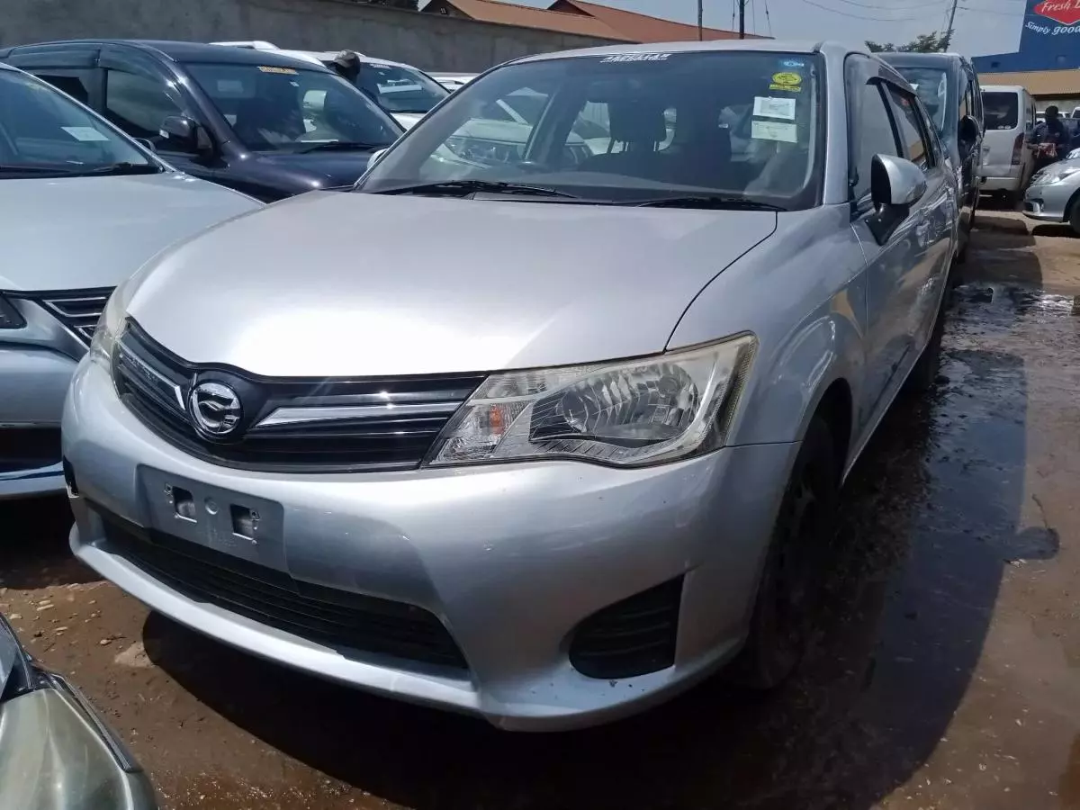 Toyota Fielder    - 2015