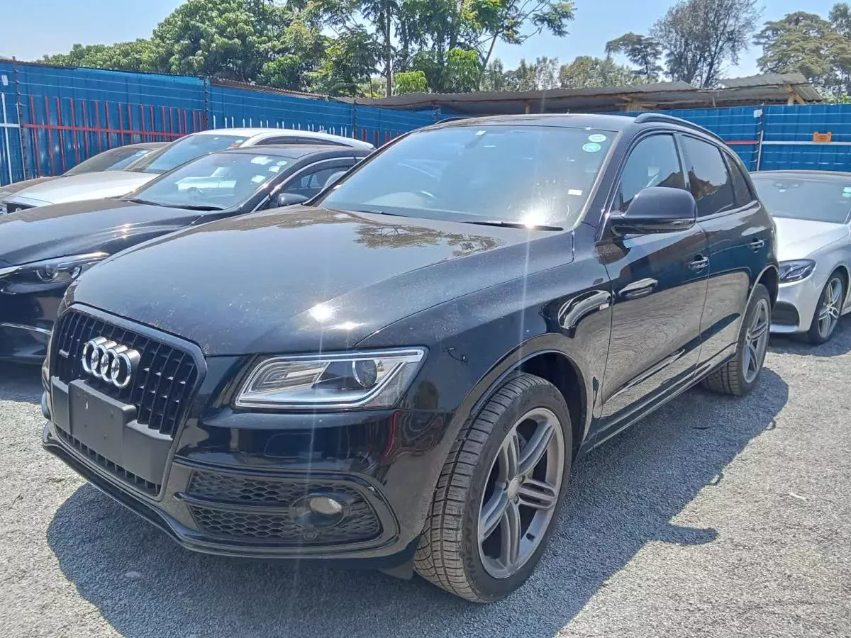 Audi Q5   - 2017