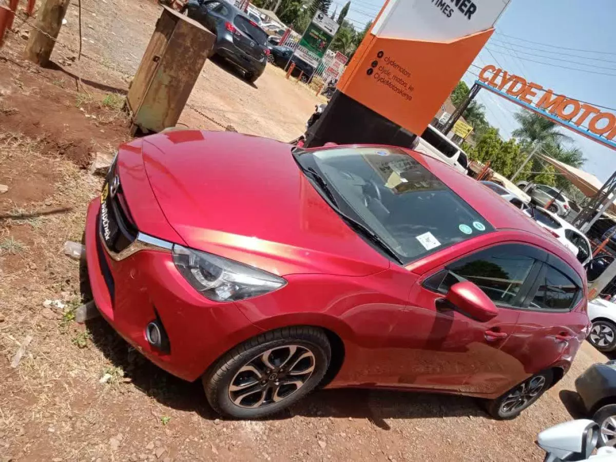 Mazda Demio - 2015