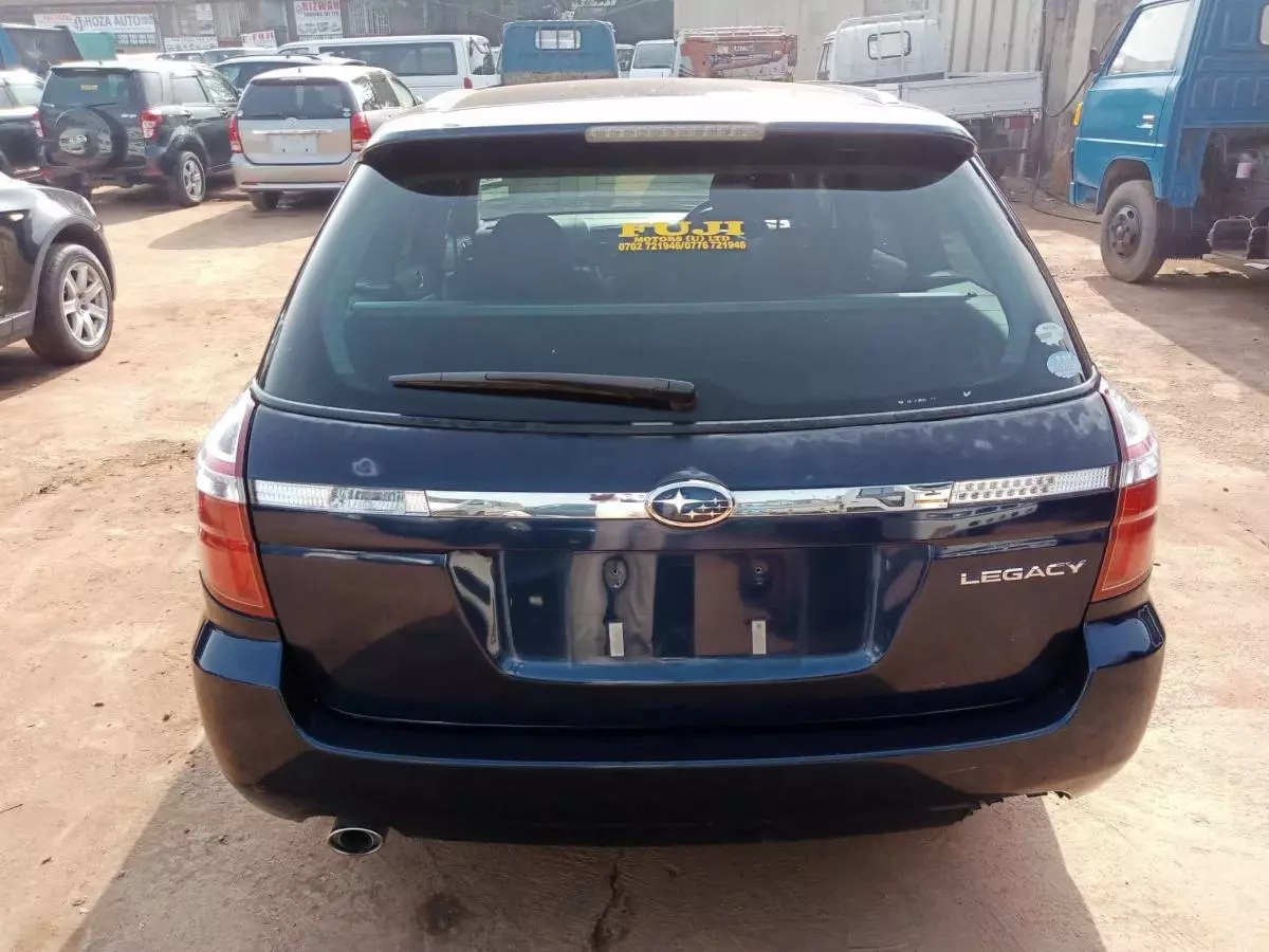 Subaru Legacy - 2008