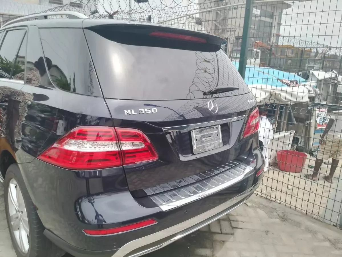 Mercedes-Benz ML 350   - 2012