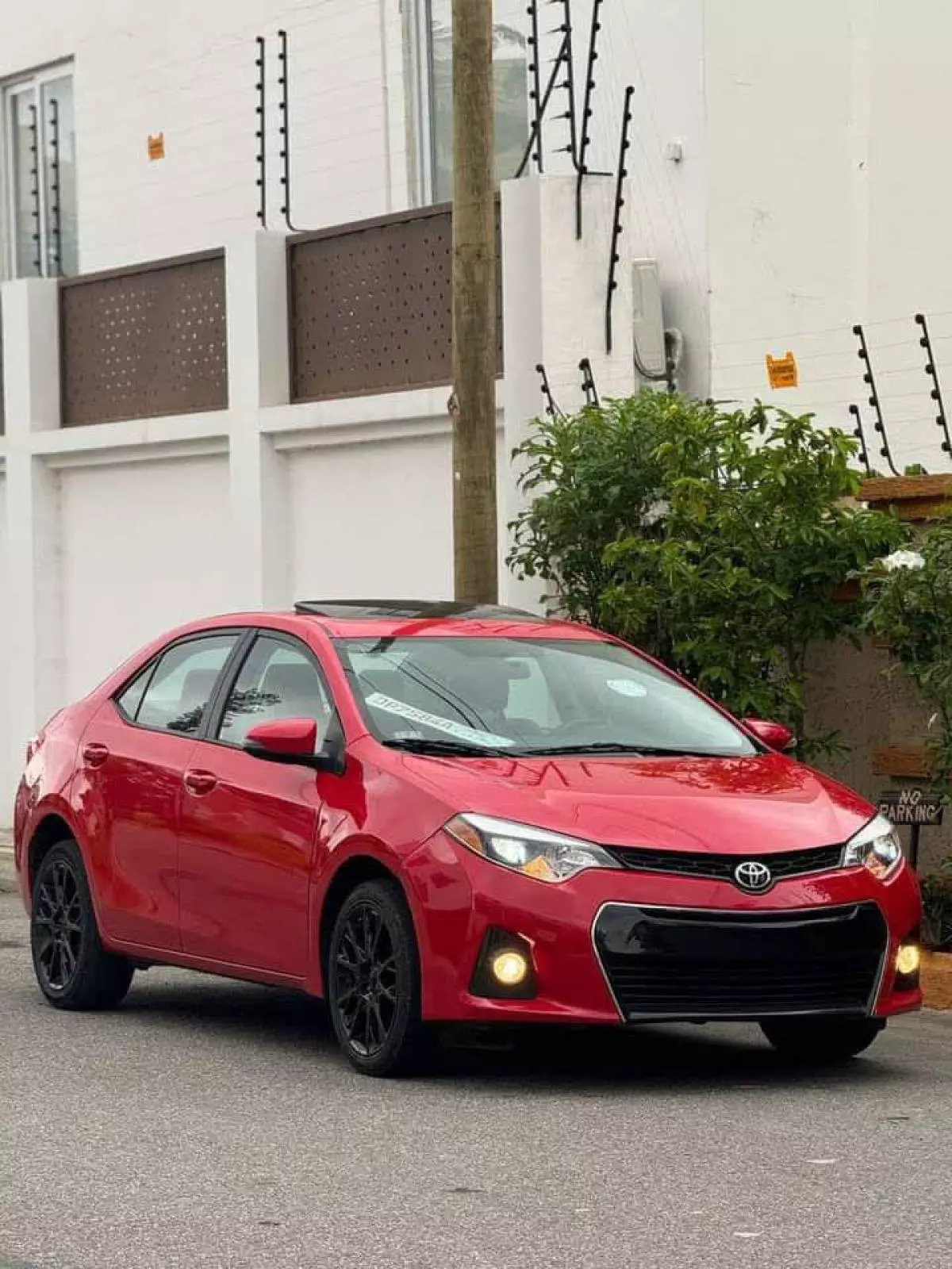 Toyota Corolla   - 2014