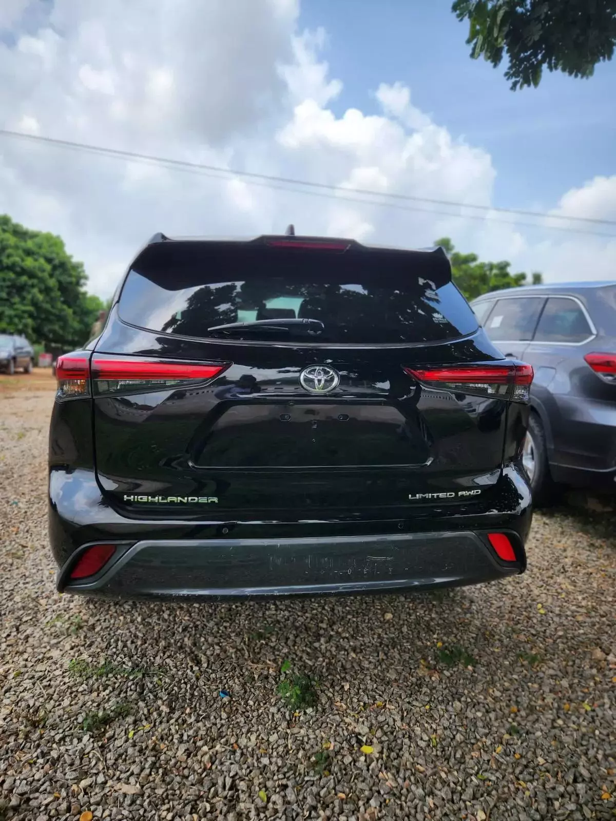 Toyota Highlander   - 2021