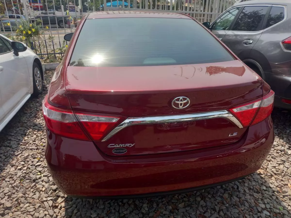 Toyota Camry   - 2015