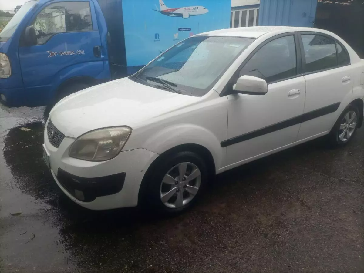 KIA Rio   - 2009