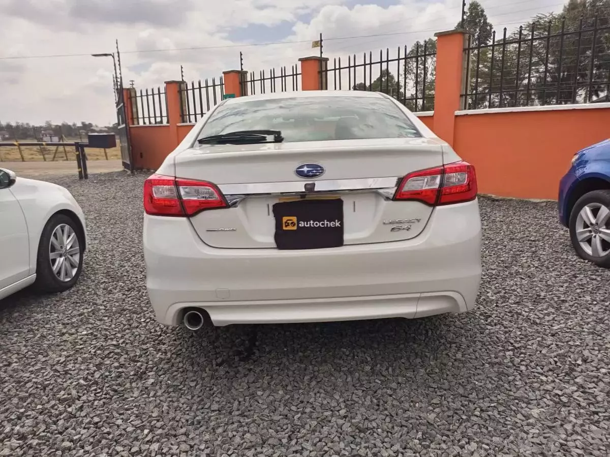 Subaru Legacy B4   - 2015