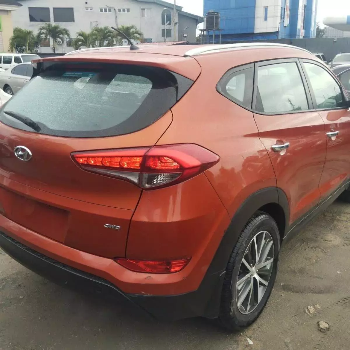 Hyundai Tucson   - 2016