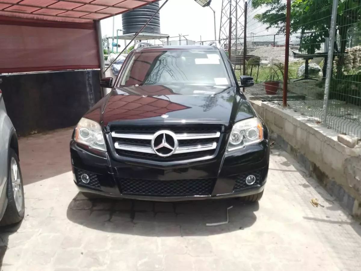 Mercedes-Benz GLK 350   - 2009