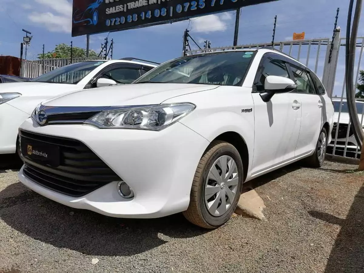 Toyota Fielder hybrid  - 2015