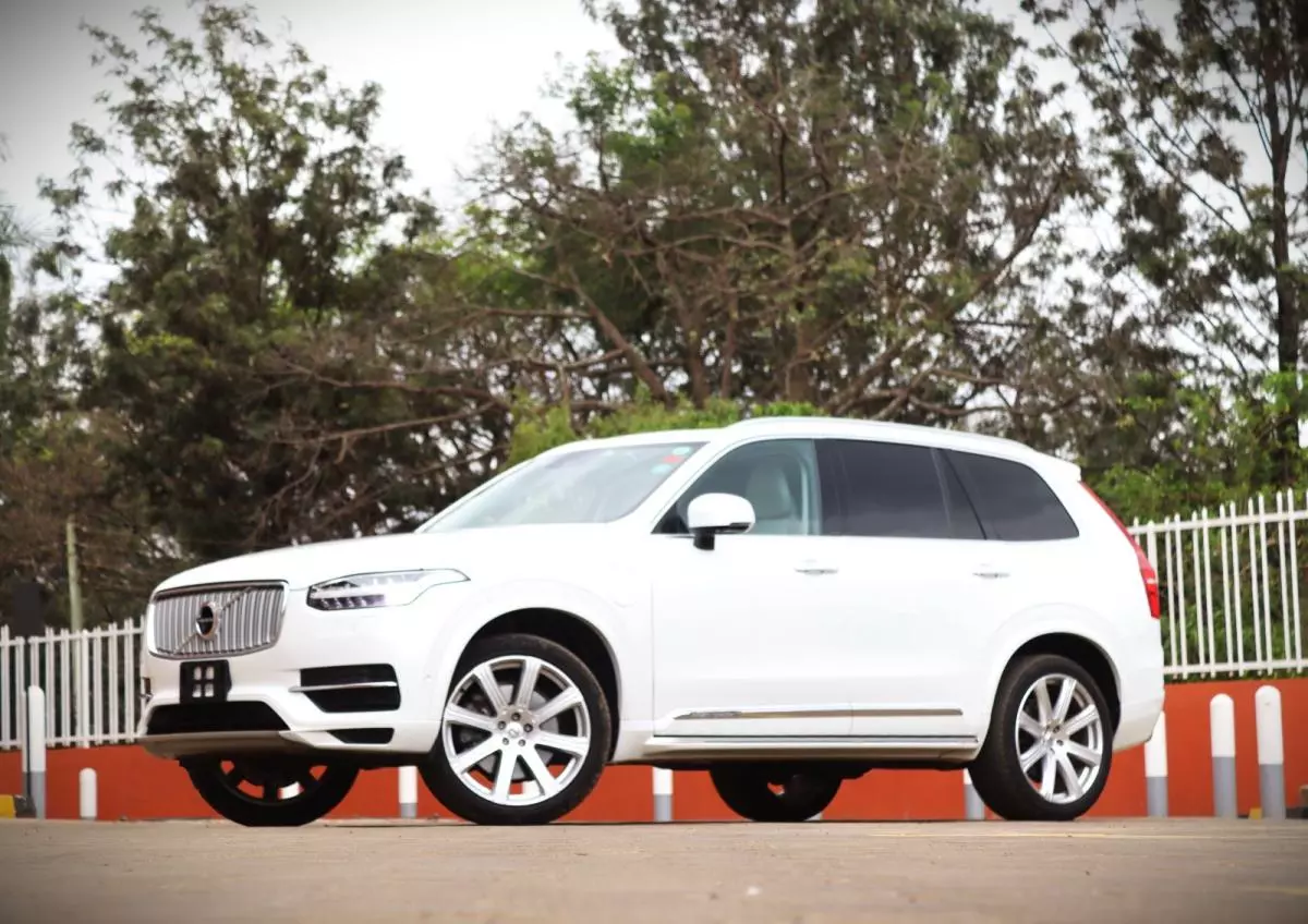 Volvo XC90   - 2017