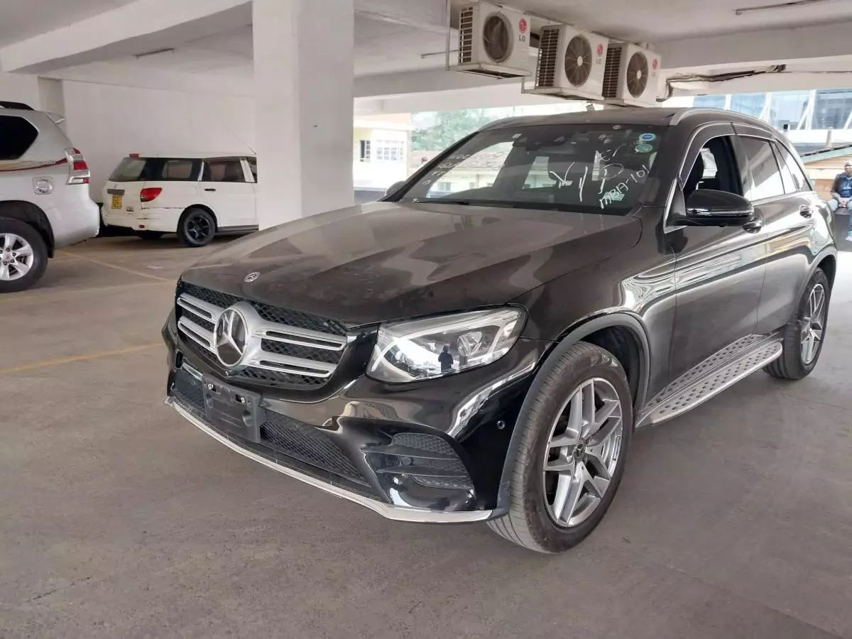 Mercedes-Benz GLC 250   - 2017