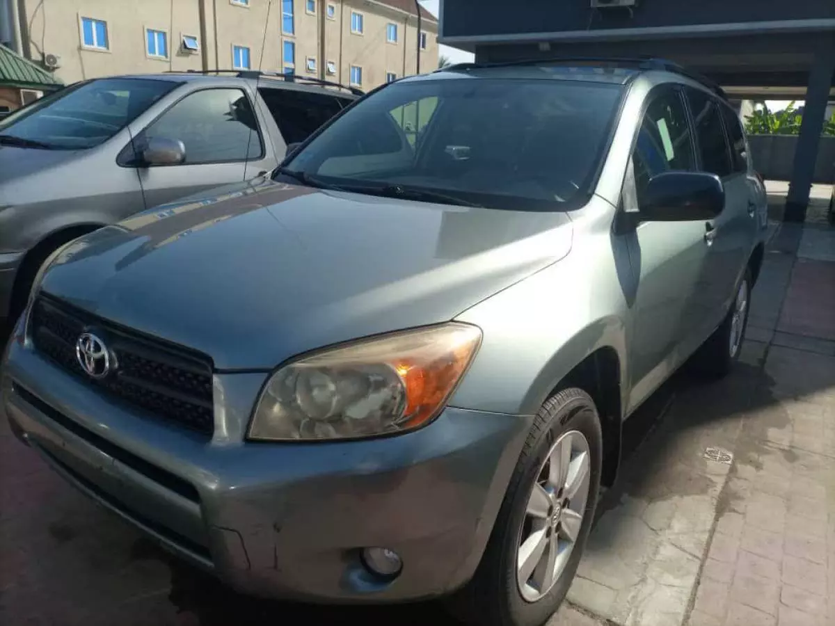 Toyota RAV 4   - 2007