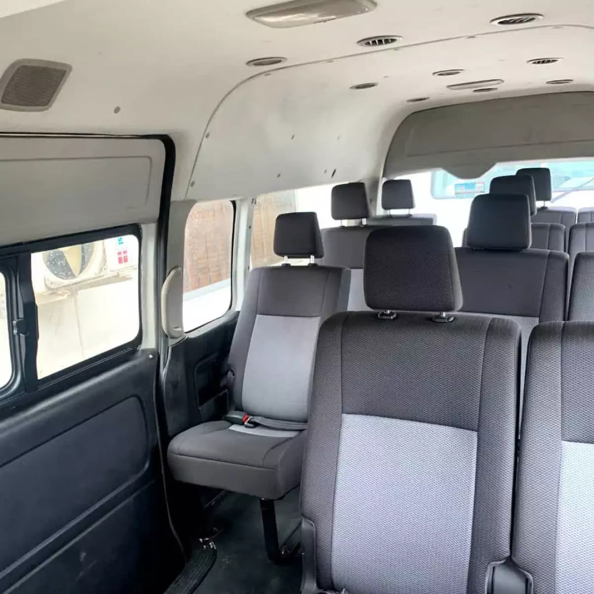 Toyota Hiace   - 2016