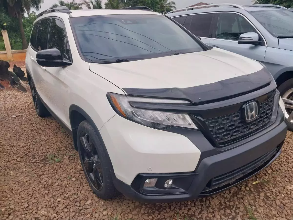 Honda Passport   - 2015