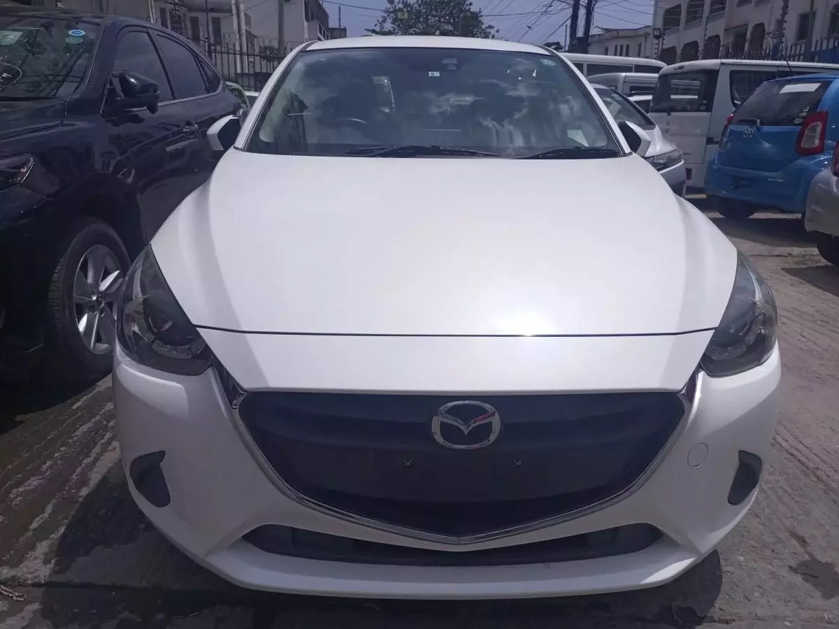 Mazda Demio - 2015