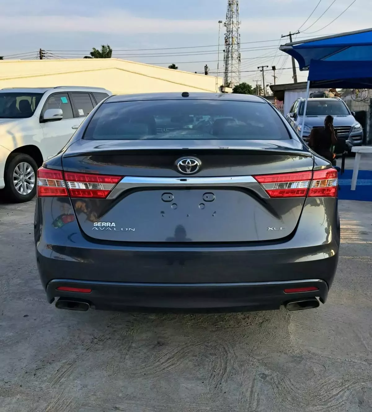 Toyota Avalon   - 2015