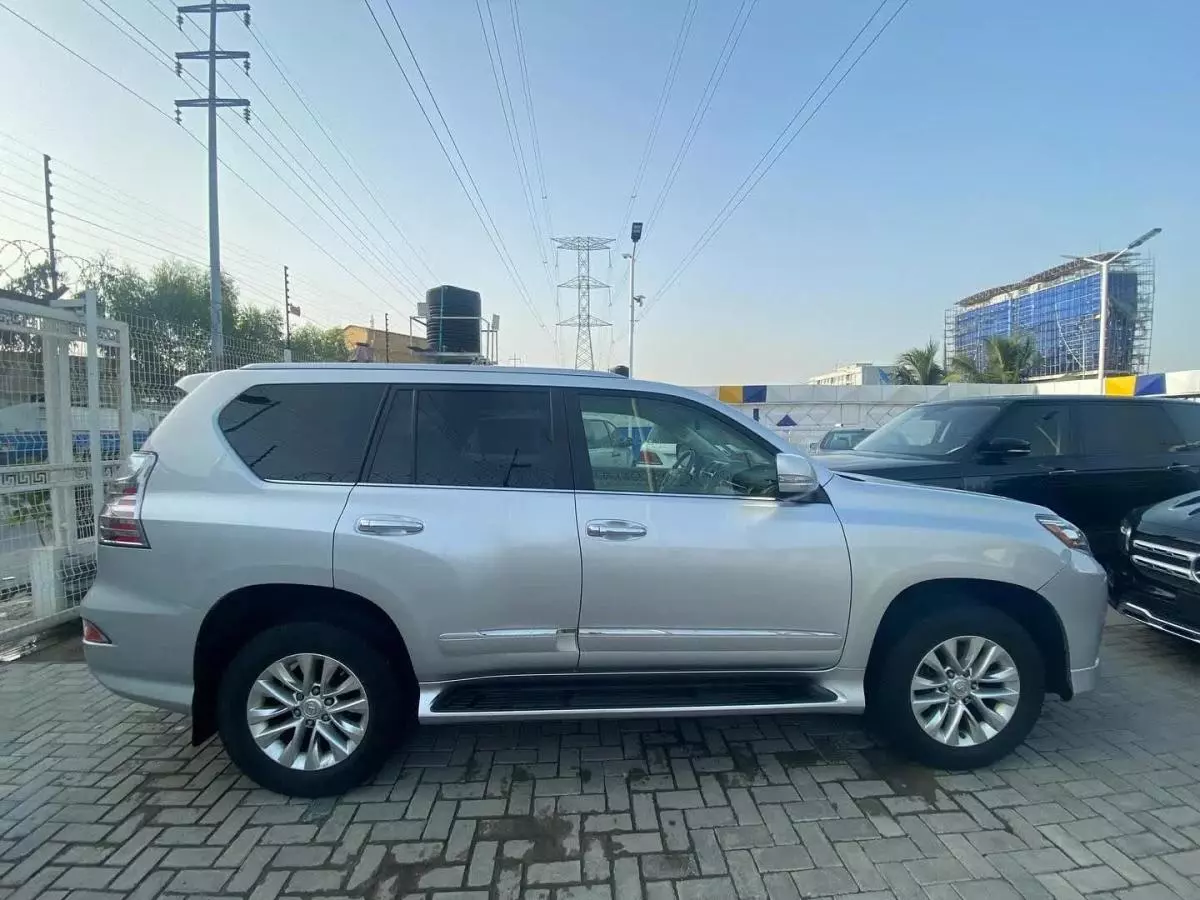 Lexus GX 460   - 2017