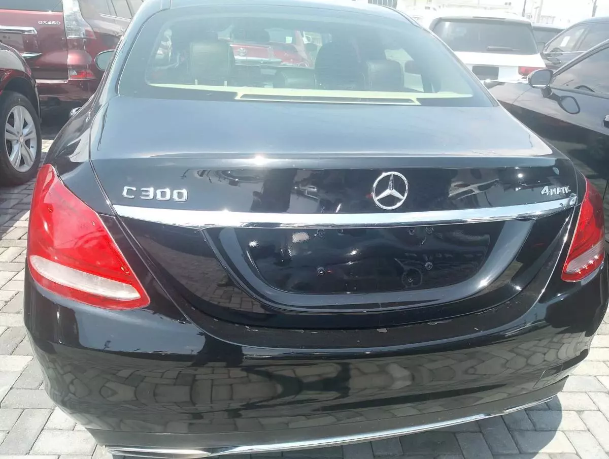 Mercedes-Benz C 300   - 2016