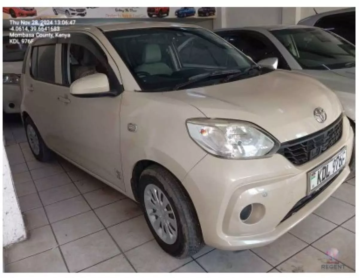 Toyota Passo   - 2016