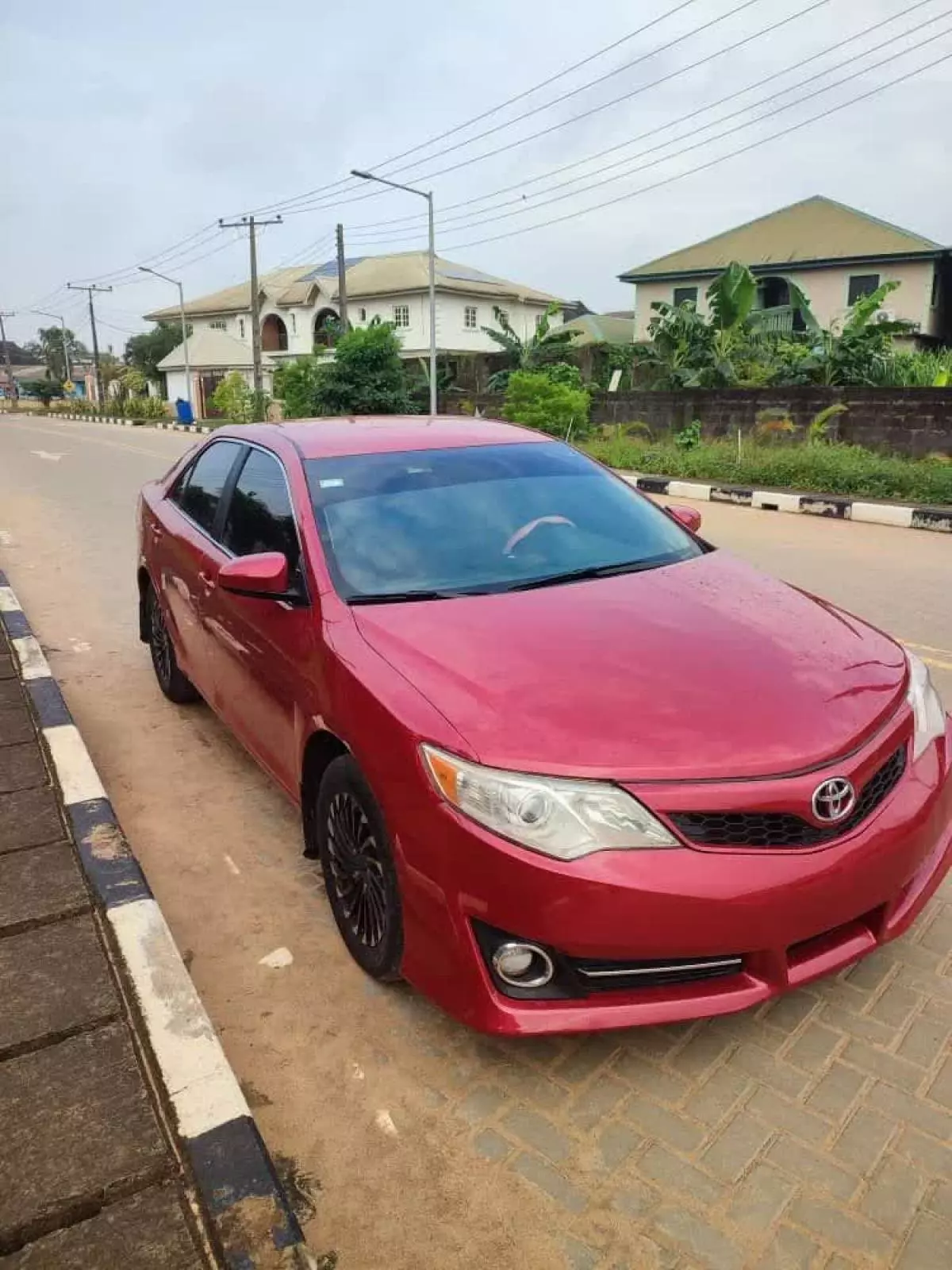 Toyota Camry   - 2014