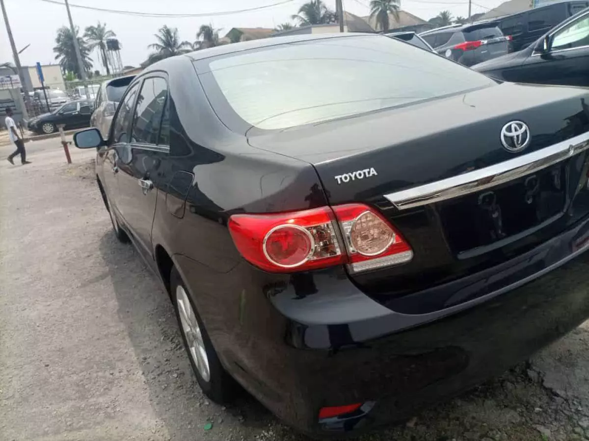 Toyota Corolla - 2010