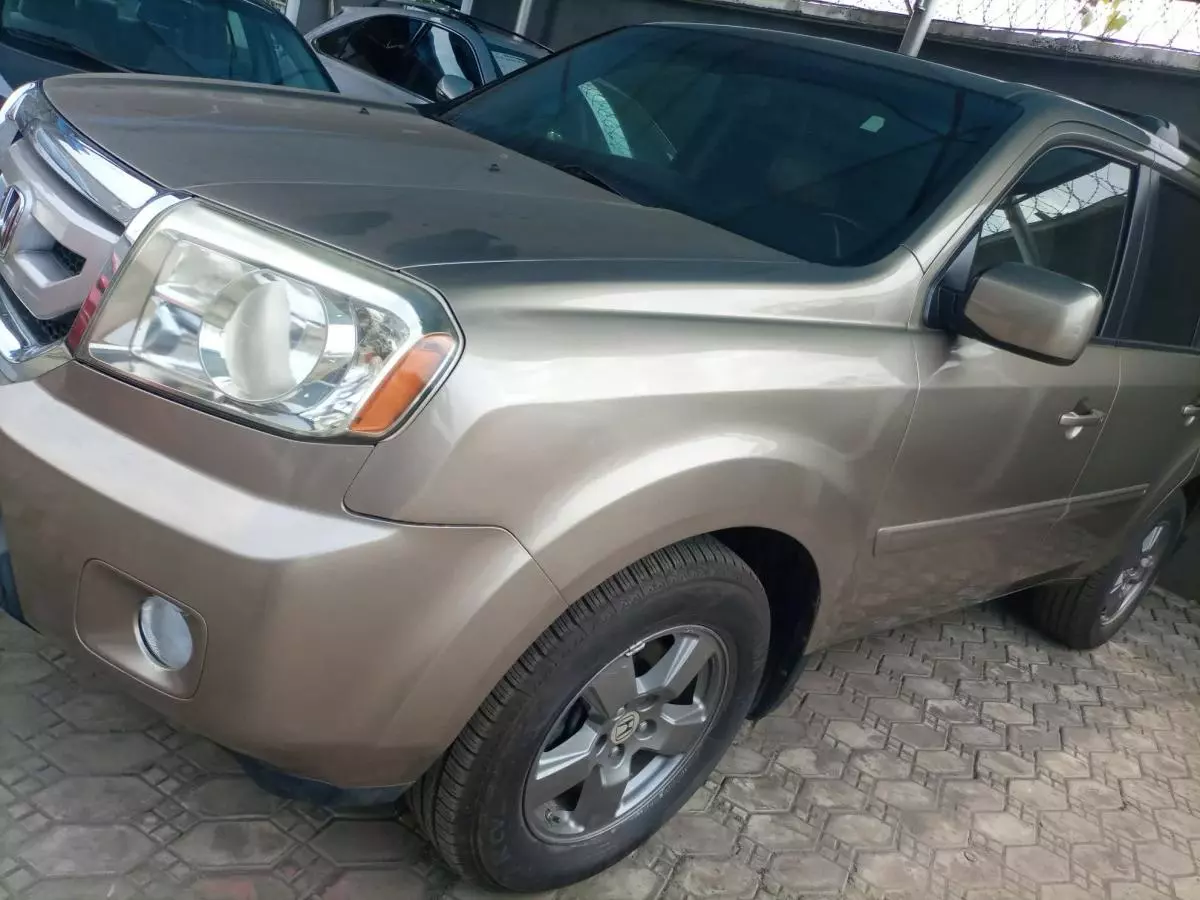 Honda Pilot - 2011