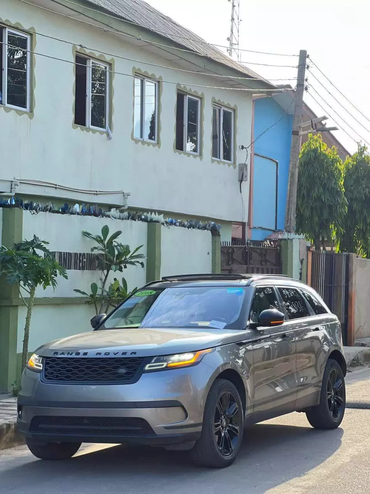 Land Rover Range Rover Velar   - 2018