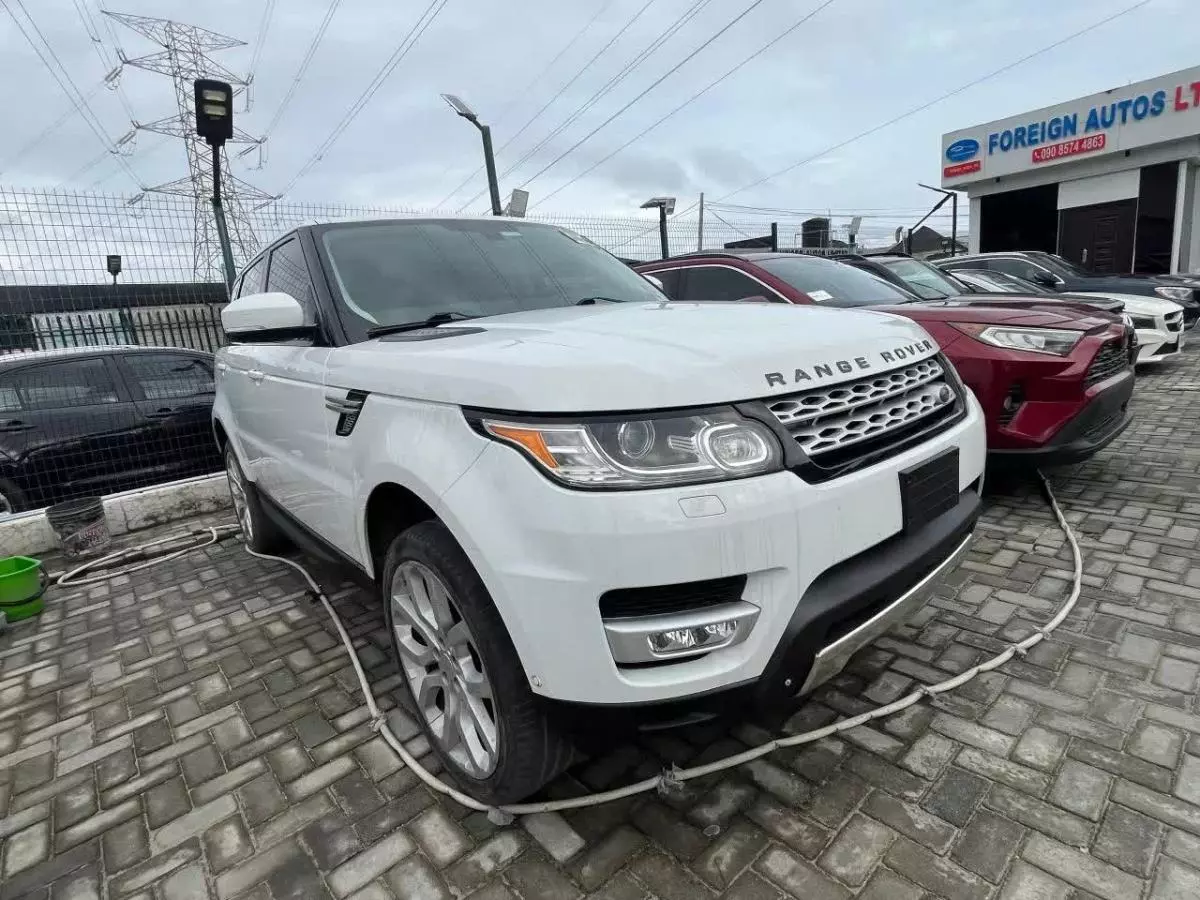 Land Rover Range Rover Sport   - 2014