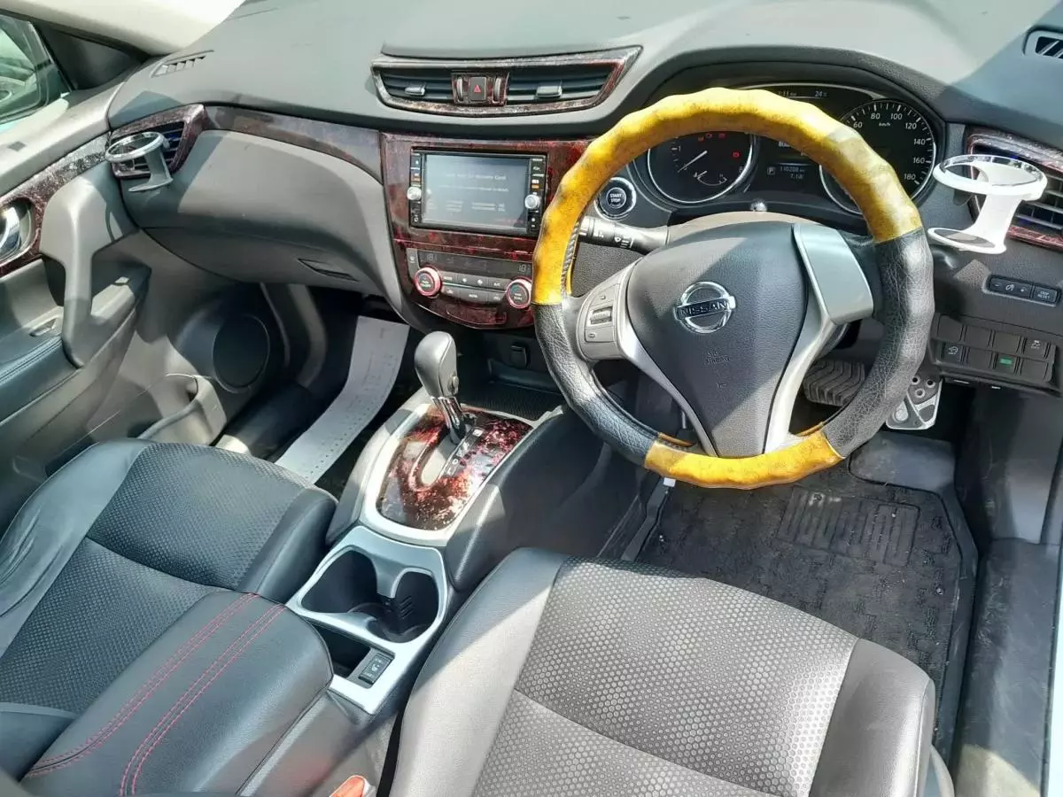 Nissan X-Trail - 2016