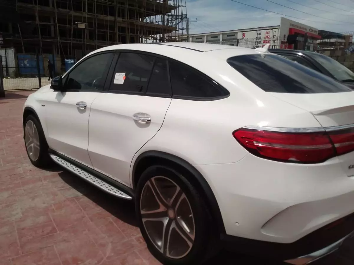 Mercedes-Benz GLE 350   - 2016