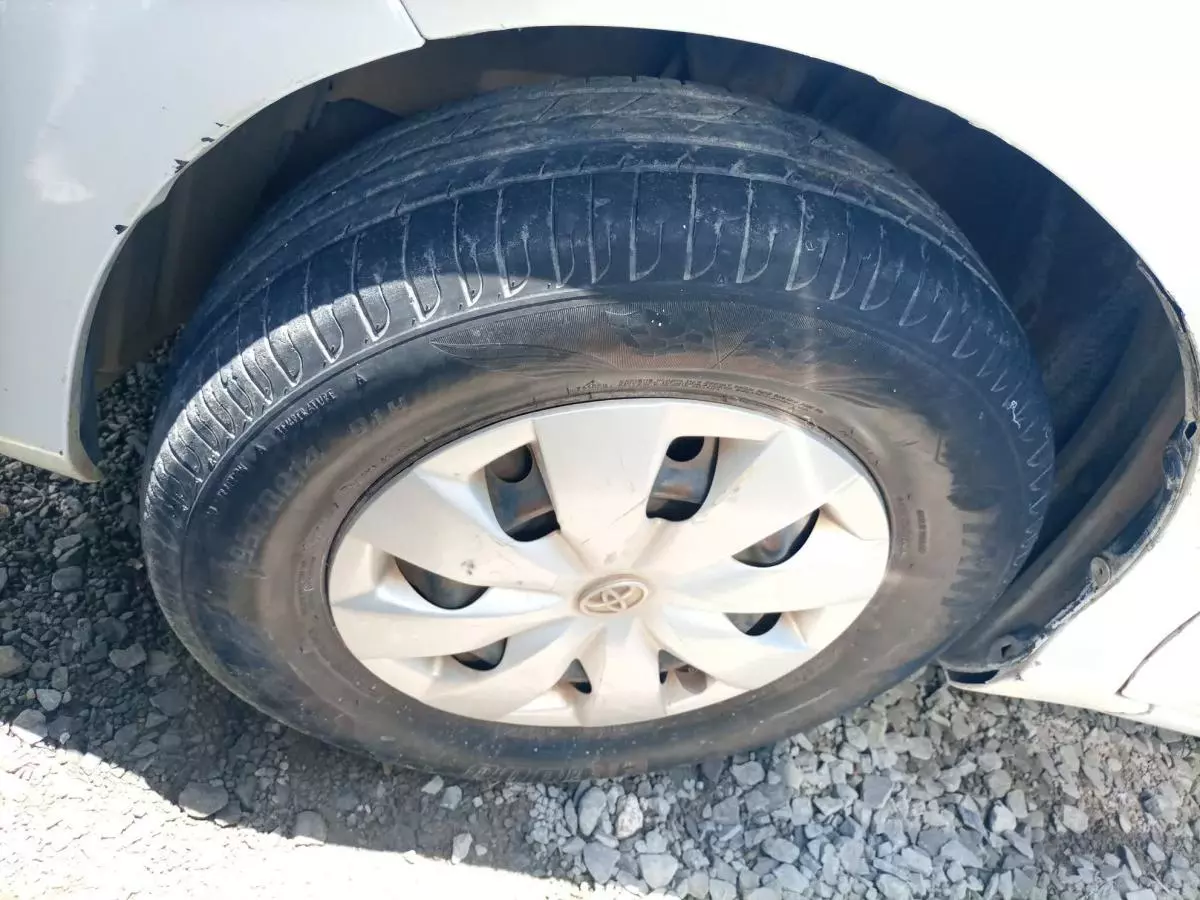Toyota Vitz - 2013